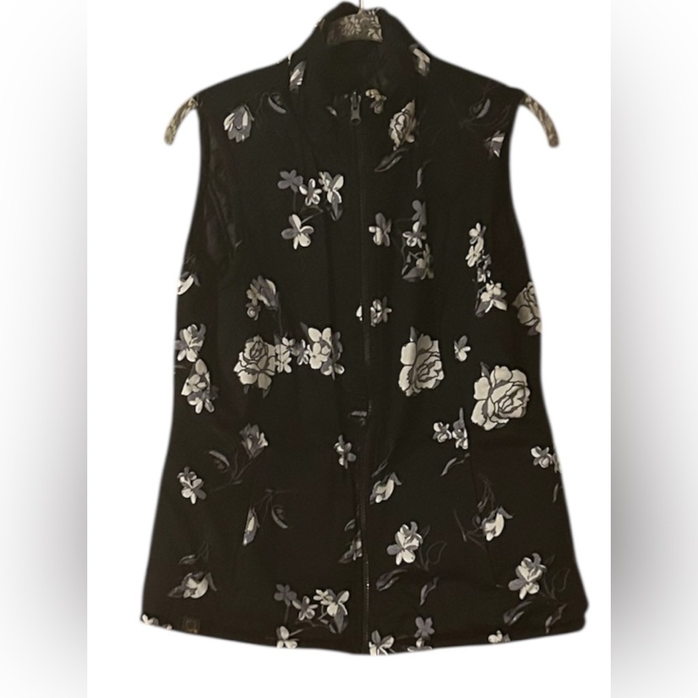 Jaanuu Black and White Floral Reversible Quilted Vest Size M